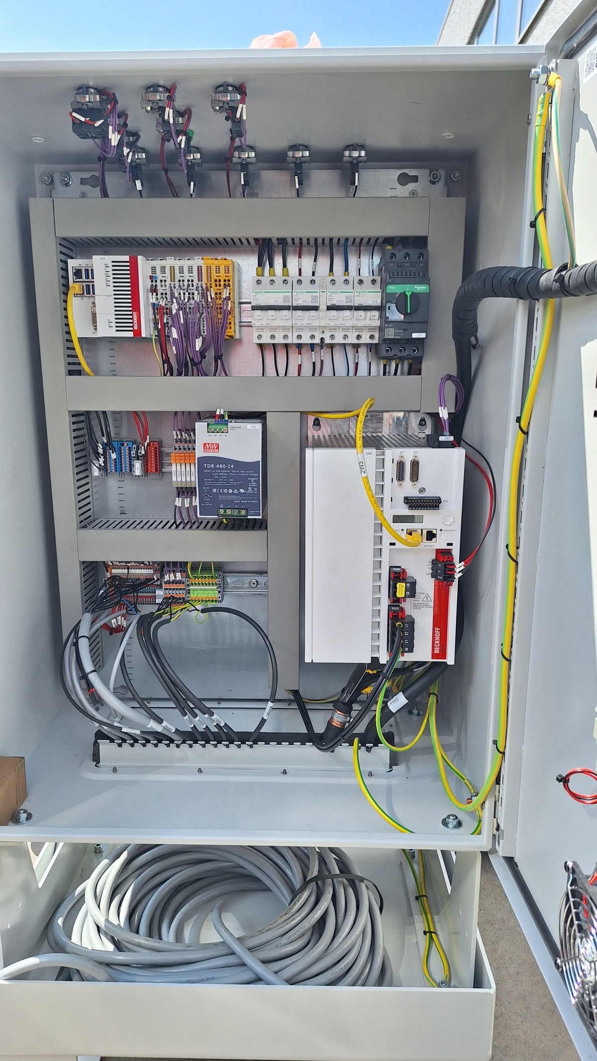 Servo Power Pack